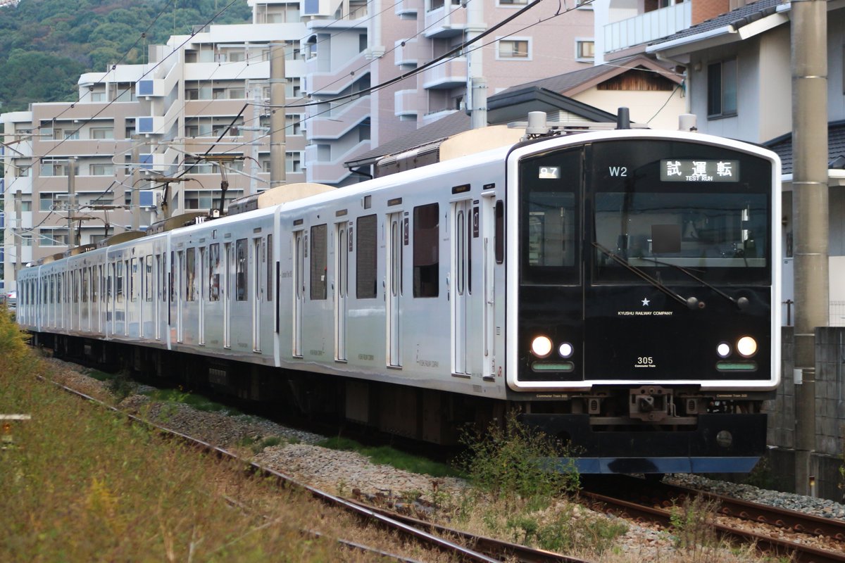 2024/11/22
試7697C
305系W2編成が姪浜車両基地で車輪削正を終え、西唐津へ回送されました