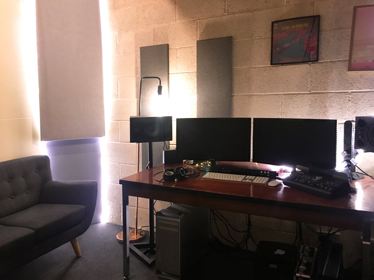 allstudios.co.uk/news/dry-hire-…
Incredible offer!
Small but perfectly formed production studio available for dry hire longterm let in the heart of East London
 (20 minutes to Oxford Street).
Reduced to £540 per month for quick rental. All bills included, business rates included.