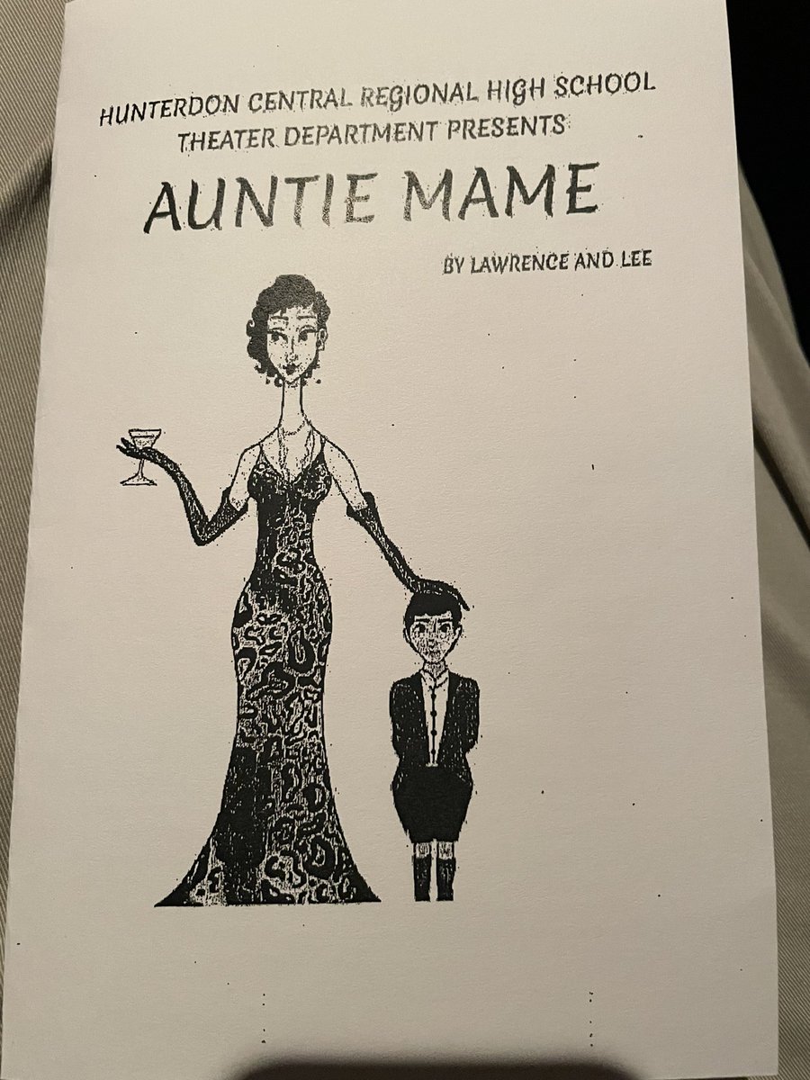 Opening night of the 11/12 play Auntie Mame.  Full house!!   Shows 2 pm and 7 pm Saturday.  Tix purchased on website.