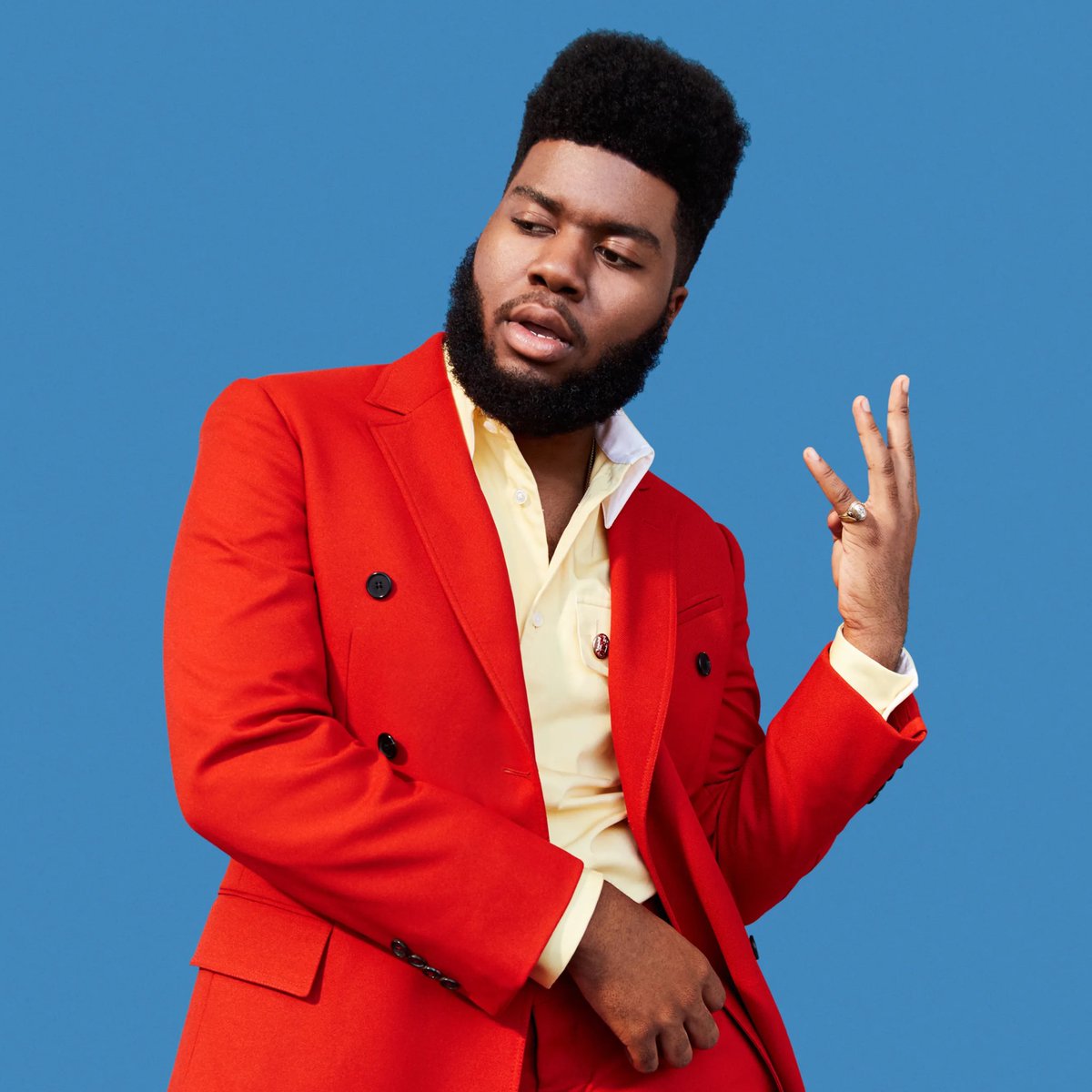 PopBase's tweet photo. Khalid officially comes out after being outed by another man:

“🏳️‍🌈!!! 
there yall go. next topic please lol” https://t.co/IyV2Y6BoPF