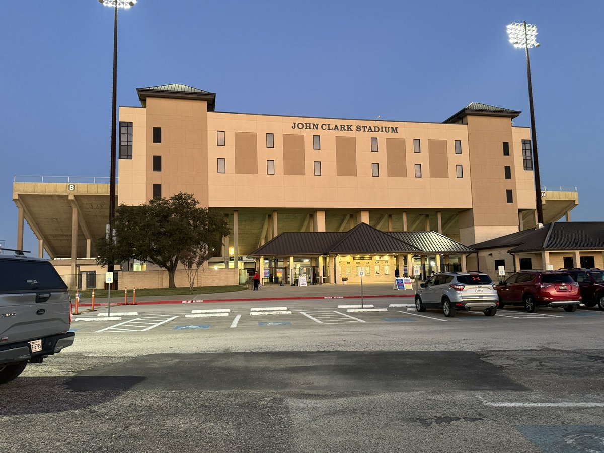 Jason Howell tweet media