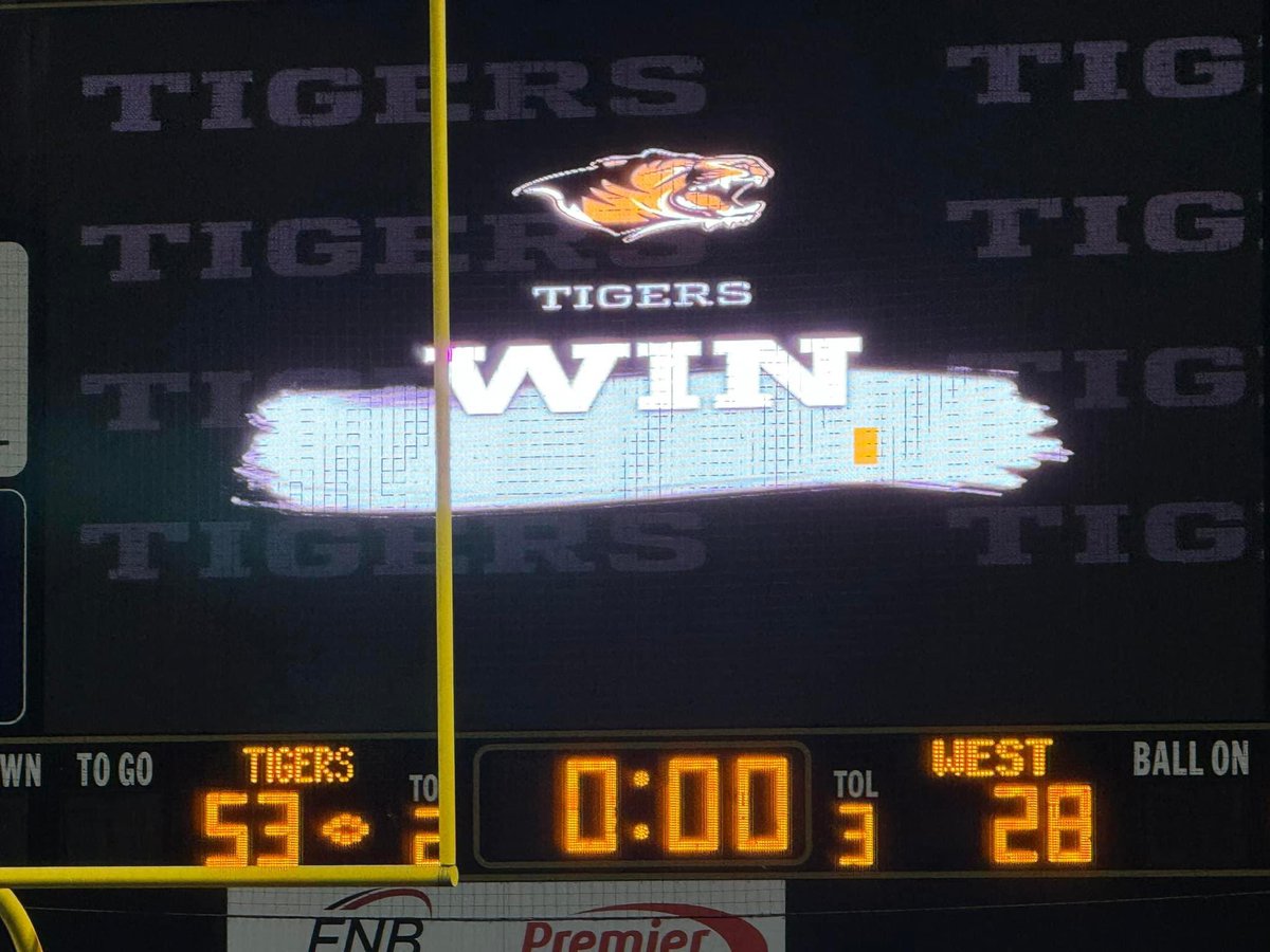 Big WIN tonight in the Quarterfinals.

Another big game on Black Friday. Let’s fill the stands in black. Invite the family over for Thanksgiving, and pack the stands on Friday!

🐯 53    🐺28

Thankful for all 🐯 Fans❗️

#TigerDNA