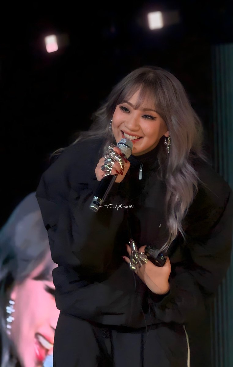 dinosaurs981's tweet photo. CL at 2NE1 Welcome Back Jakarta Soundcheck

@chaelinCL 

#2ne1 #투애니원 #CL #씨엘
#2ne1inJakarta #ForeverWith2ne1 #WelcomebackinJkt_Day1
#2NE1_WELCOMEBACKinJakarta https://t.co/HbaYmC6Il6