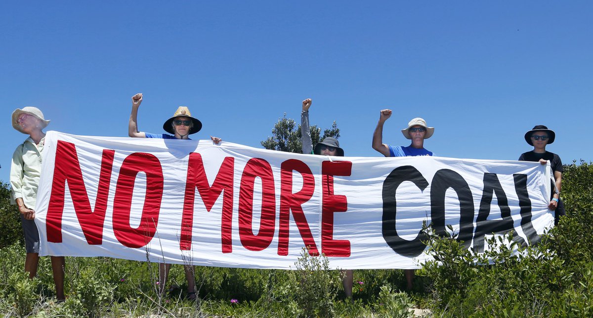 Some highlights of Saturday at the #PeoplesBlockade

📸 Alex Bainbridge

#risingtide #greenleft