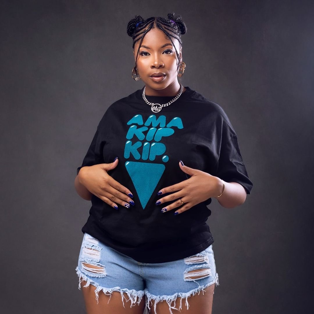 AKK SUMMER ! 🍿🥵🌊

Get the iconic Amakipkip OG Tee now, online at amakipkip.com or 1 of our 4 stores across Gauteng: Marshalltown, JHB | Mall of Africa | Menlyn | Sammy Marks Square, PTA. 🍿🇿🇦

@khanya_greens 

📸: @mrdark2000_