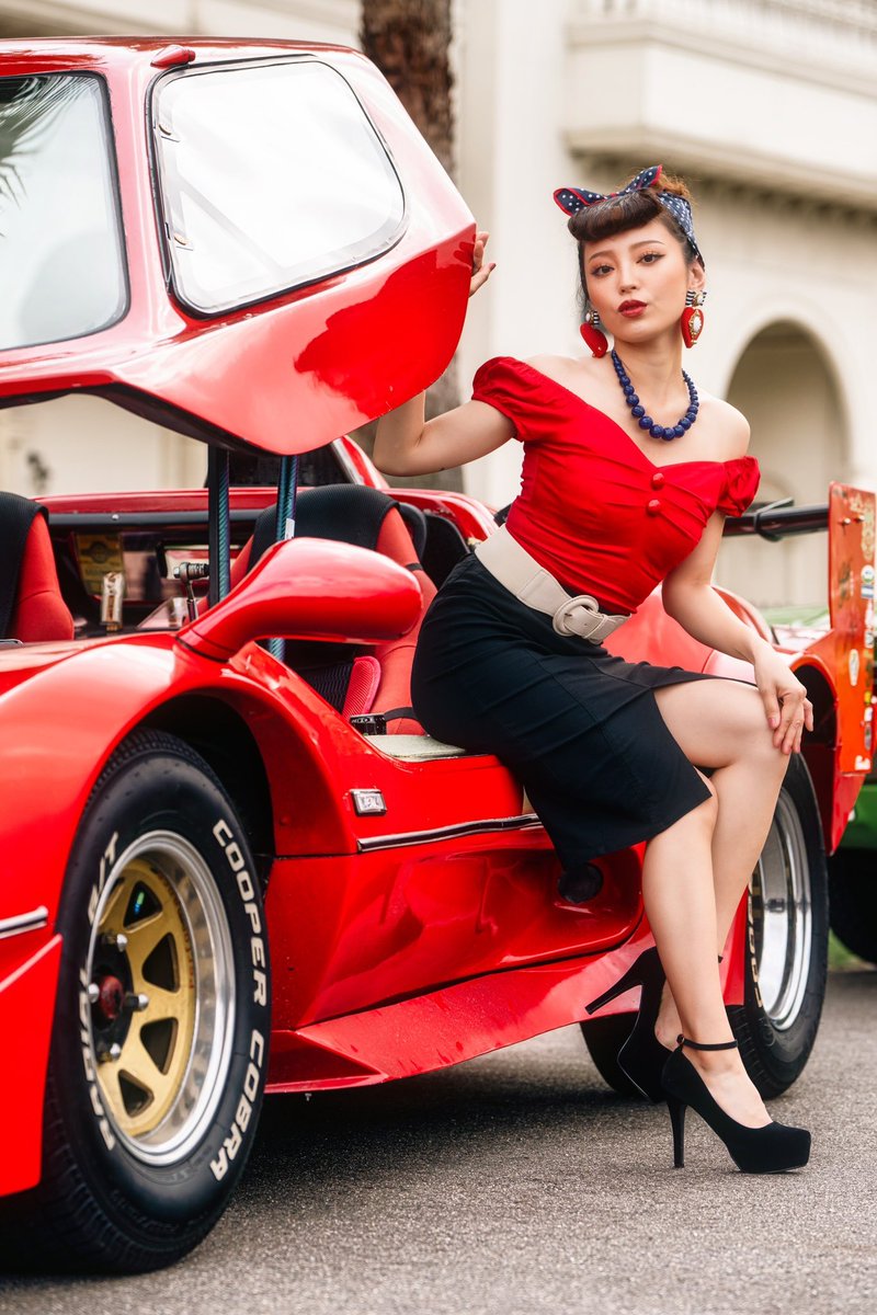 sho70roadrunner's tweet photo. MCNの写真を見返してるけど、Konamiちゃんの表現力は非常によい🙆🏽‍♀️
絵になる女って感じ満載だわ😍

Pinupってものも初めてでもこんなけ様になるなら他のステージいってもいいんじゃないかなと。 https://t.co/MSARp2CnOu