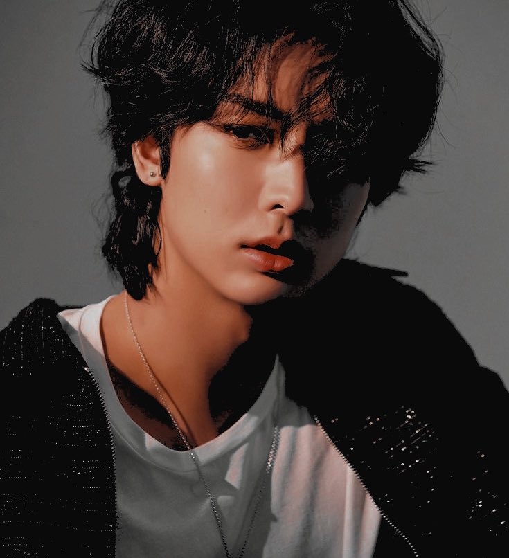 ✶ ‍𝖈𝒉𝒂𝒎𝒃𝒆𝓻 ‍ 𝒐𝗳 ‍ 𝓻̲𝐞𝐟𝐥𝐞𝐜𝐭𝐢𝐨𝗻. tweet media
