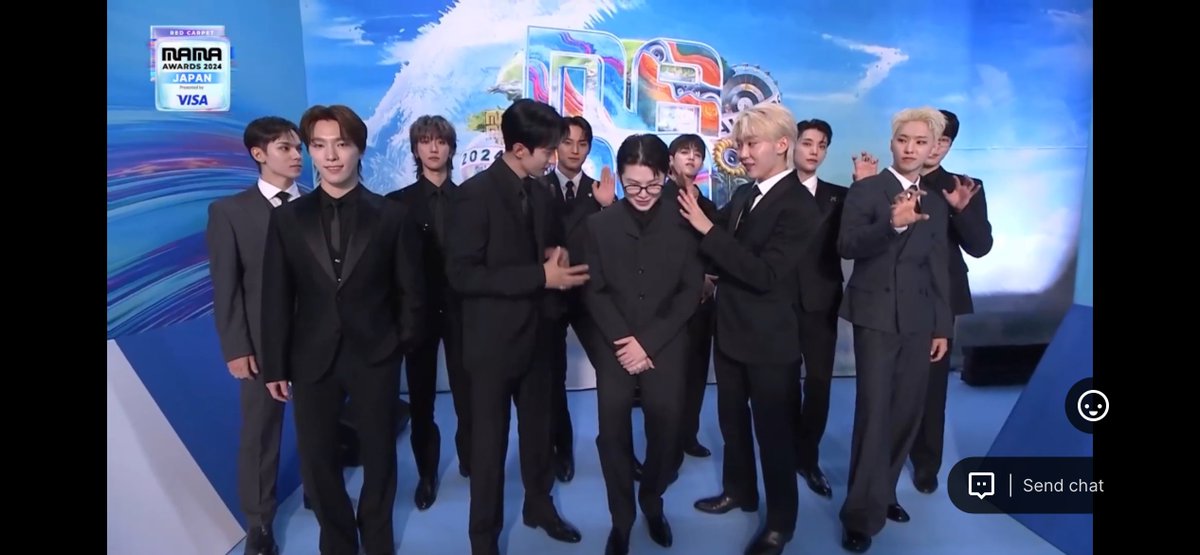 1004ddadu's tweet photo. THEYRE HEREEEEEE!!!!

SEVENTEEN ON 2024 MAMA AWARDS
#세븐틴_마마_아이메이드잇
#MaestroSVT_2024MAMAAwards
@pledis_17 https://t.co/OBHc94gkho