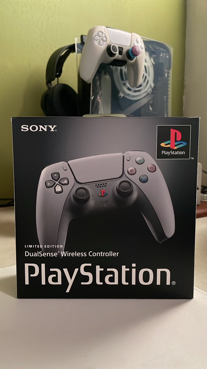 fressure's tweet image. 30th Anniversary @PlayStation