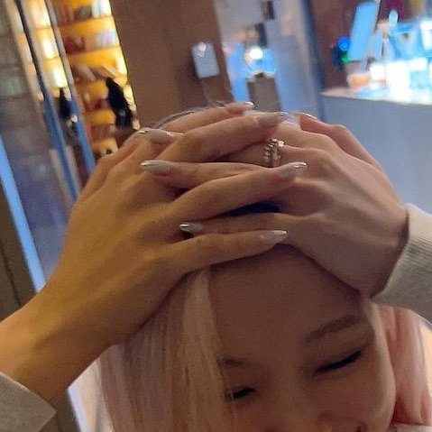 231102 | weverse post
#드림캐쳐 #DREAMCATCHER #가현 #GAHYEON