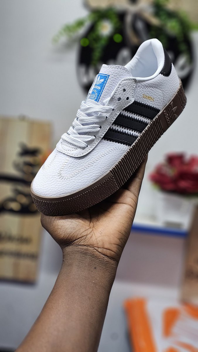 BrianBarrack3's tweet photo. Item🛒: Samba Rose Double Sole
Sizes🛍️: 36-45
Prices: 3700
Available both instore and online
WhatApp/Call: 0769399605
Happy shopping🎉🥳 https://t.co/QoqMbfOlpx