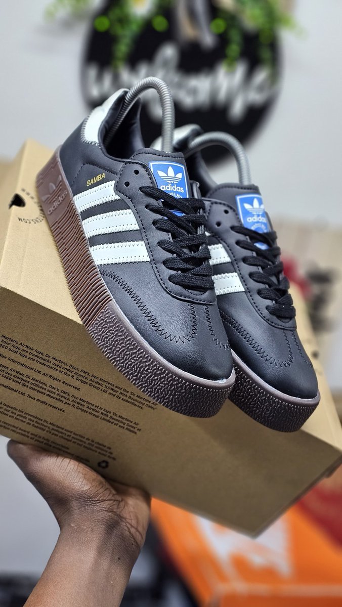BrianBarrack3's tweet photo. Item🛒: Samba Rose Double Sole
Sizes🛍️: 36-45
Prices: 3700
Available both instore and online
WhatApp/Call: 0769399605
Happy shopping🎉🥳 https://t.co/QoqMbfOlpx