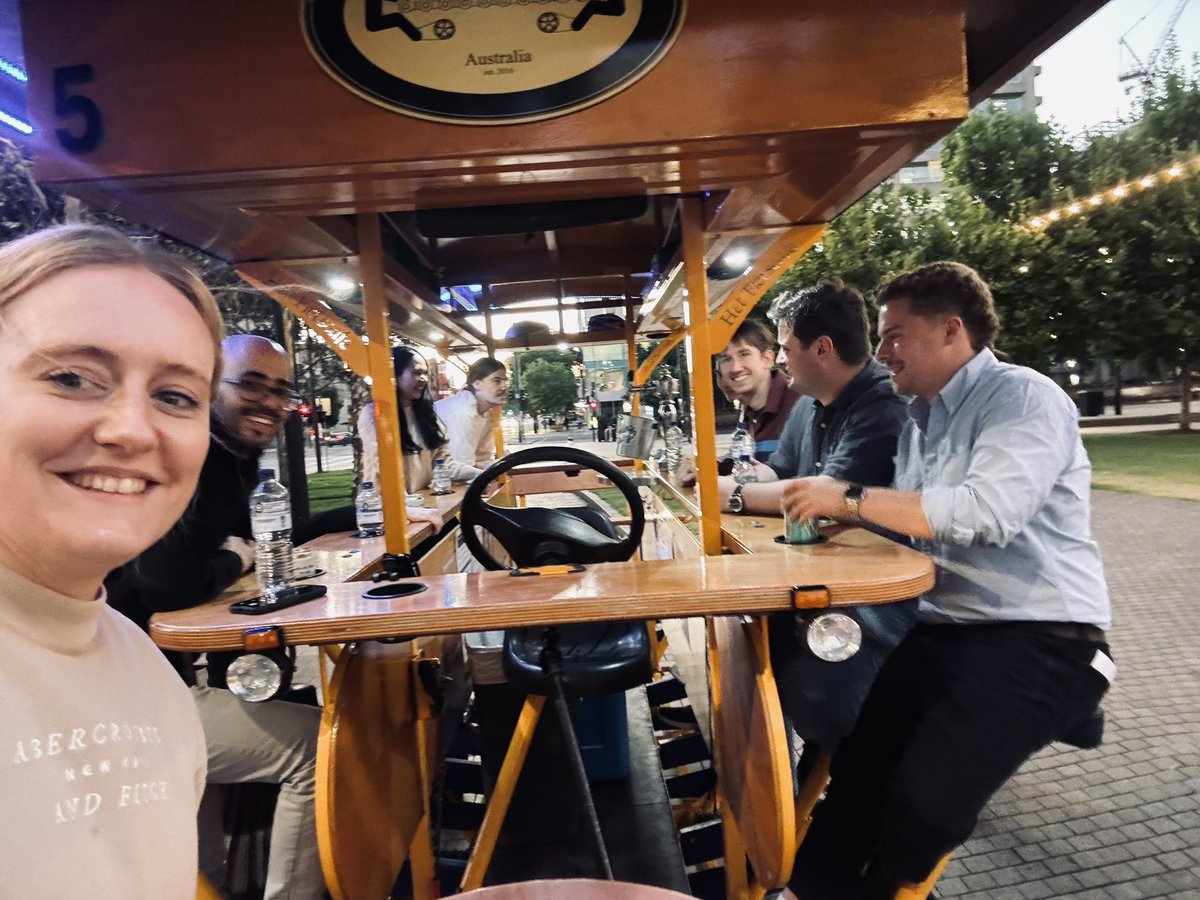 Dr Laura 👩‍🔬 tweet media