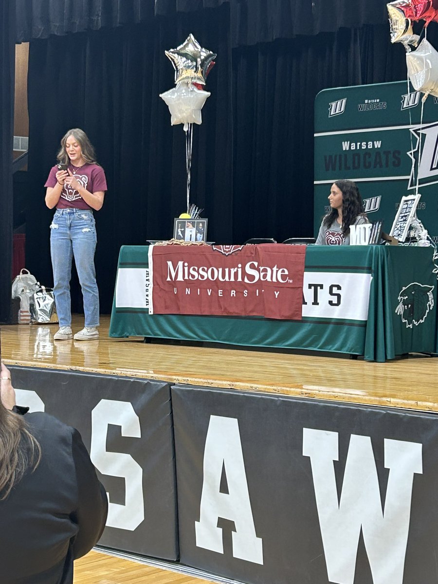 Congrats to Brylee Brewster of Warsaw, MO!

She has done so much for the program!

<a href="/BryleeBrewster/">Brylee Brewster</a> 

#BCPeppers