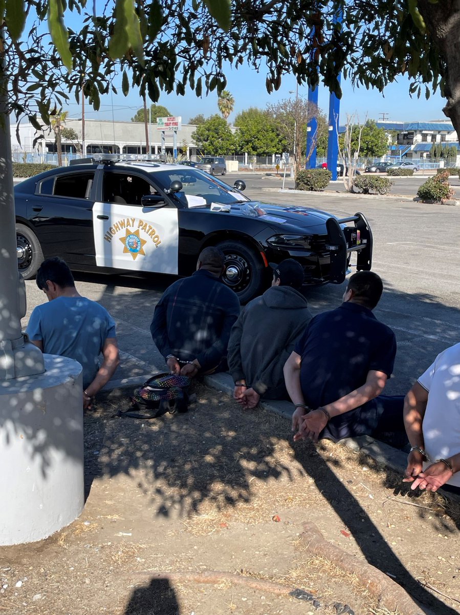 CHP_Border's tweet photo. CHP ARRESTS SEVEN, RECOVERS $200K IN STOLEN NIKE JORDAN SHOES
ANAHEIM, CA – On November 22, 2024, California Highway Patrol (CHP) Cargo Theft Interdiction Program (CTIP) officers recovered over $200,000 worth of stolen Nike Jordan shoes and arrested seven suspects. https://t.co/l2lE2hYFOH