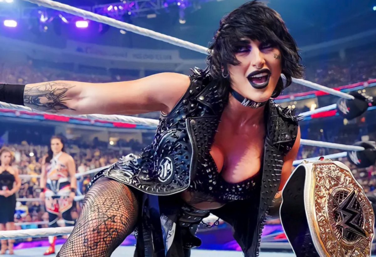 emwjpg's tweet image. I saw emo Vi fighting in the ring and I knew what needed to be done😩 #fanart #arcane #RheaRipley