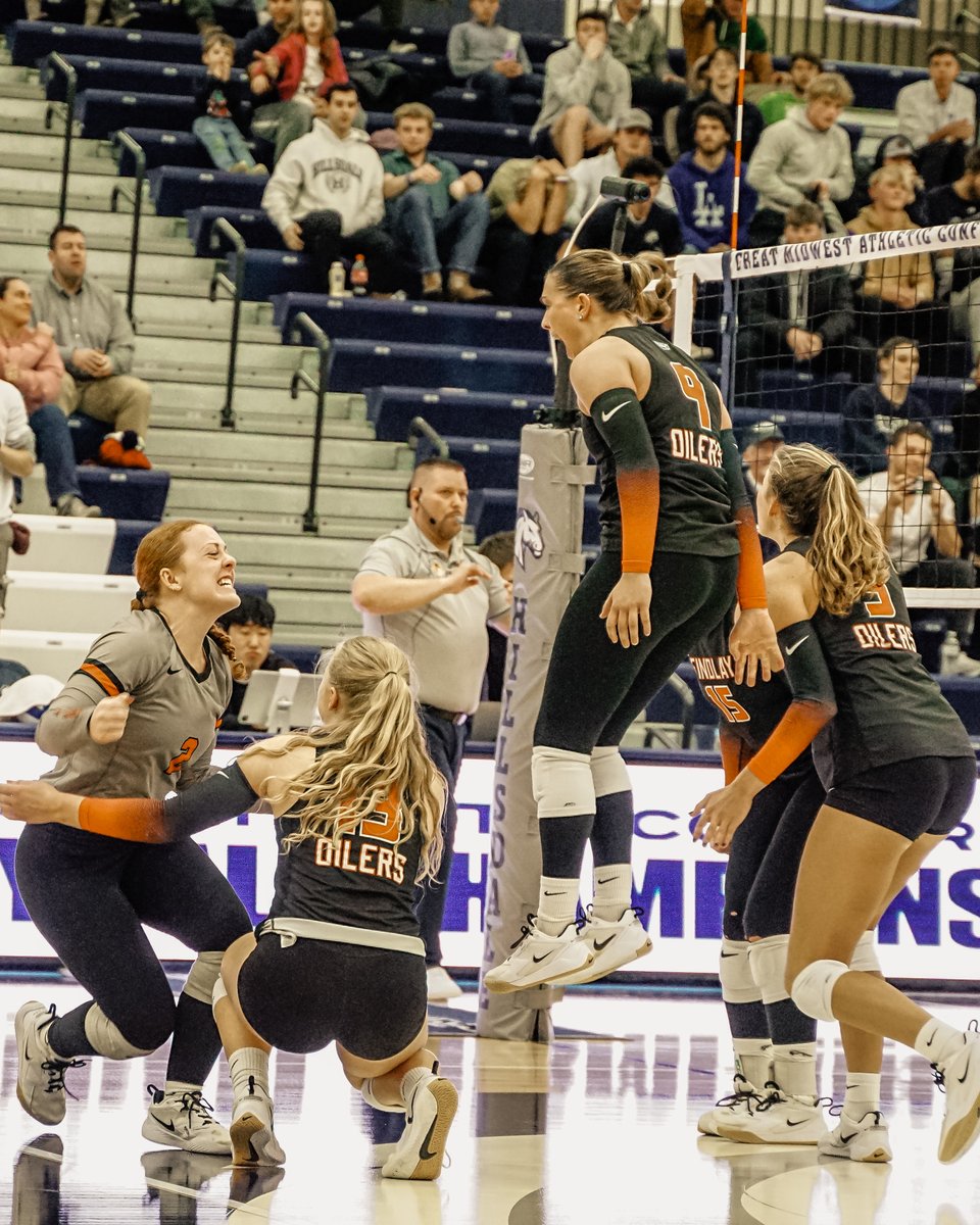 What. An. Upset.

🔗: findlayoilers.com/news/2024/11/2…