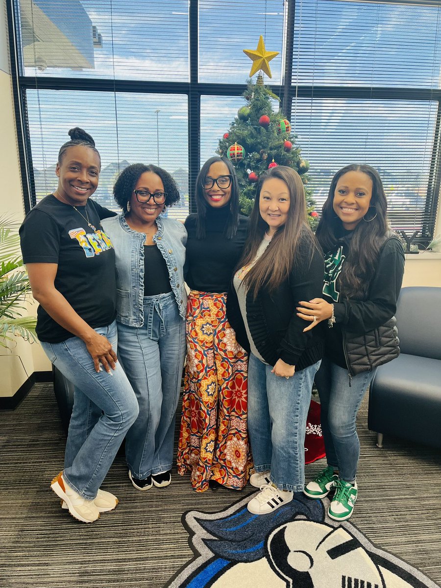 Dr. Porsha Dudley (@porshadudley1) on Twitter photo I had THE most AMAZING day of learning and collaboration with this POWERHOUSE group of leaders! ✨🎉
I was honored to be invited to the Houston Area Leadership Development Collaborative. I am still in awe of today! Thank you <a href="/MrsBholaMedlow/">Henva B. Medlow</a>! 💕💚<a href="/_bosslady99/">Dr. Courtney Marshall</a> <a href="/moniqueslewis/">Monique Lewis, Ed.D</a> I had THE most AMAZING day of learning and collaboration with this POWERHOUSE group of leaders! ✨🎉
I was honored to be invited to the Houston Area Leadership Development Collaborative. I am still in awe of today! Thank you <a href="/MrsBholaMedlow/">Henva B. Medlow</a>! 💕💚<a href="/_bosslady99/">Dr. Courtney Marshall</a> <a href="/moniqueslewis/">Monique Lewis, Ed.D</a>