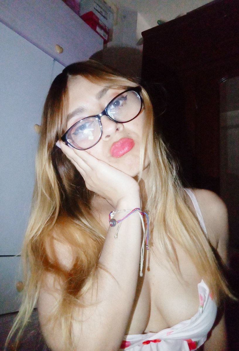 queeniaxx's tweet photo. Soy la chica más bonita que has visto en X💕 https://t.co/IoR9ZdavSW