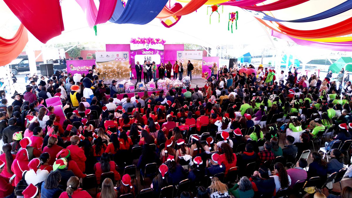 Como dice mi reina <a href="/Marisol_rosso/">Marisol Rosso</a>, #Durango late como uno solo por sus niñas y niños. 💞

Gracias, equipo Laguna, por sus generosas aportaciones de juguetes que llegarán a cada rincón del estado. Y al <a href="/DIF_Durango/">DIF Estatal Durango</a>, por cuidar cada detalle para hacer esto posible. 🪁🧸