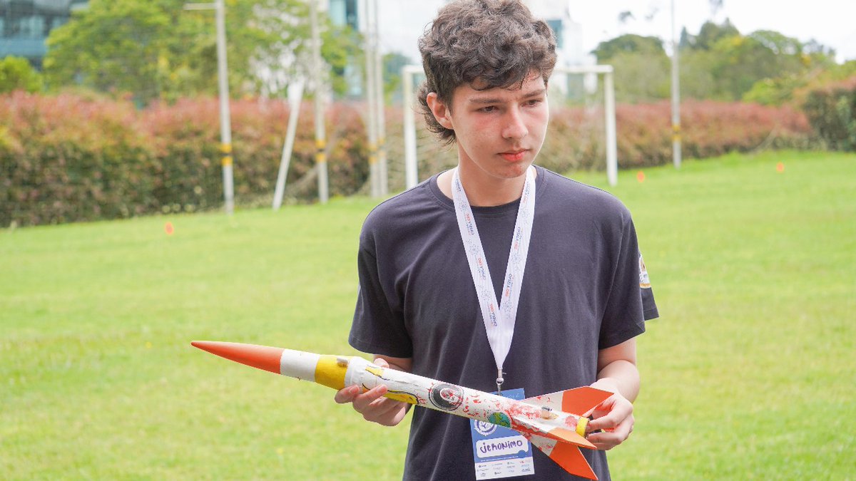 Qué bien @Corp_ALAS !!!
Concurso Colombiano de Cohetería Deportiva, al infinito y más allá desde Antioquia rutanoticias.co/concurso-colom…