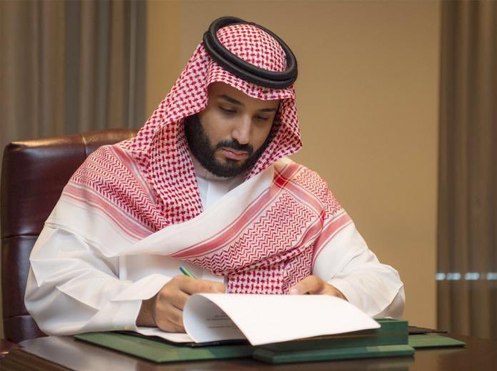 محمد بن سلمان ..

القائد المُلهِم .. وعراب الرؤية 

يعمل ليله ونهاره لصالح وطنه وشعبه  .
لتصبح بلادنا المملكة العربية السعودية الأجمل و الأرقى و الأقوى في كل المجالات على مستوى العالم 
اللهم احفظه بحفظك  وانصره بنصرك .. وأيده بتأييدك .. ووفقه وأعنه .. ويسر أمره .. وسدد خطاه.