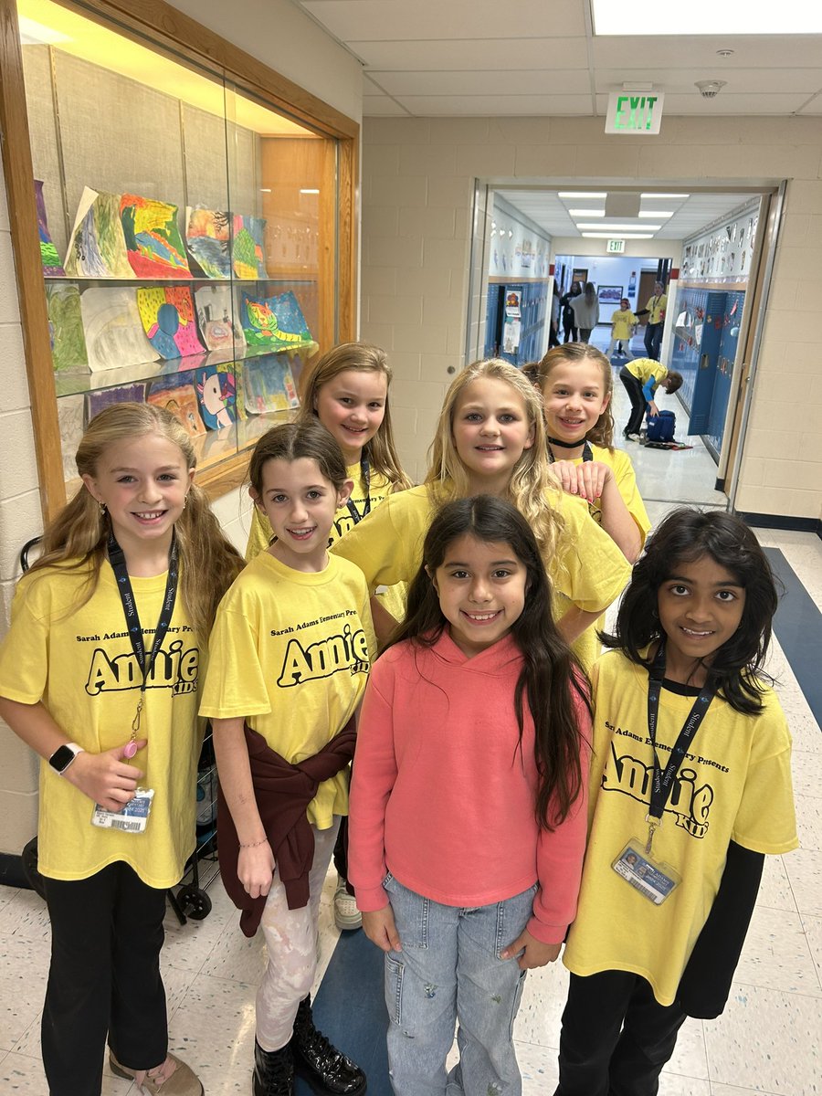 The SA Staff enjoying a night at the theatre.  Congratulations to the cast of “Annie Kids”. You showed your #BulldogBest and we are definitely #BetterTogetherD95.