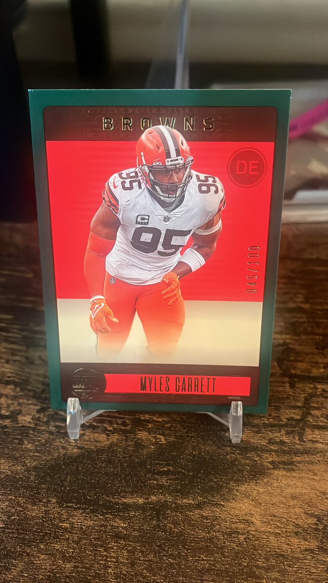 #jkstacks stack until 11/21

Myles Garrett Legacy /100

$5

Check pinned tweet for stack details
#thehobby #whodoyoucollect