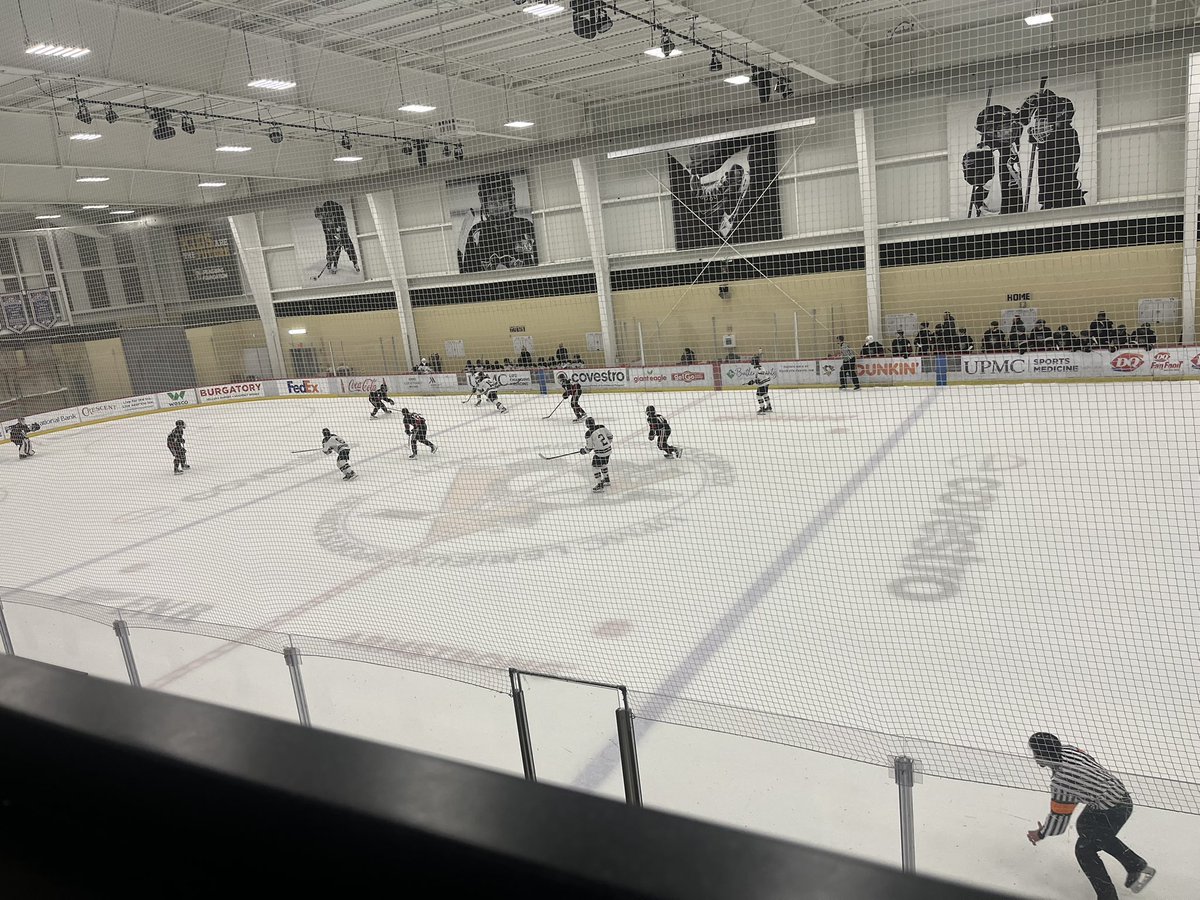 Looking 👀 for the next <a href="/OHLBattalion/">North Bay Battalion</a> at the <a href="/nepackhockey/">NE Pack Hockey</a> showcase weekend here in Pittsburgh! <a href="/penguinsrinks/">Penguins Rinks</a> <a href="/PghPensElite/">Penguins Elite</a> 

#GoTroopsGo