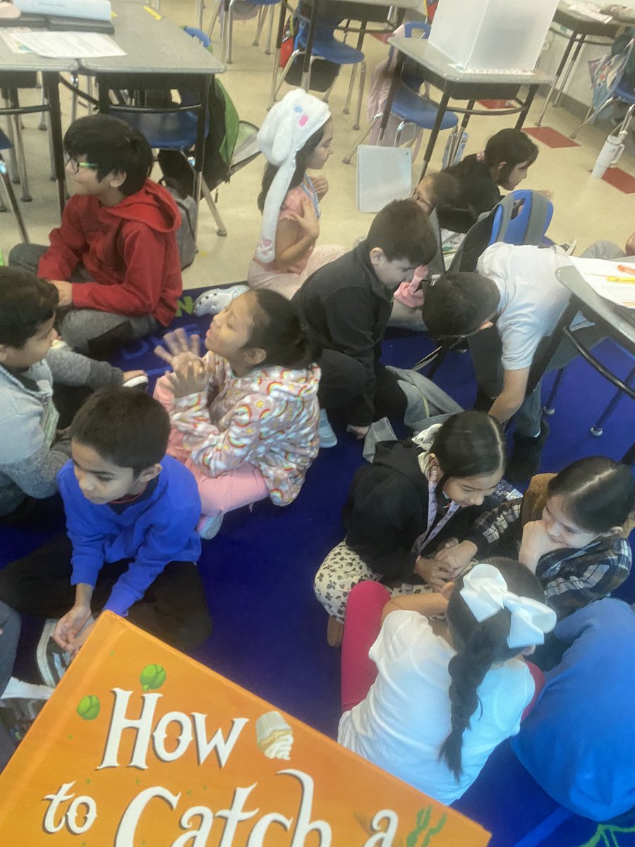 A Thanksgiving Read Aloud from your ✨new✨ friendly neighborhood language arts coach! <a href="/MaeSmythe/">Mae Smythe Elementary</a>