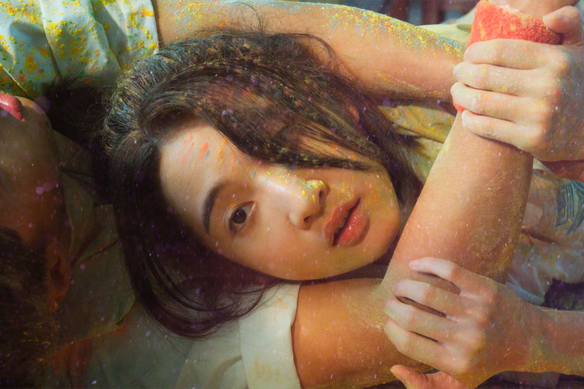 수능 끝나니까 마음이 편하네..
여름날의 레몬그라스 보면서 과몰입하기 딱 좋은 컨디션임