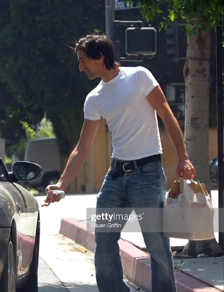 anndemeuleprada's tweet image. 