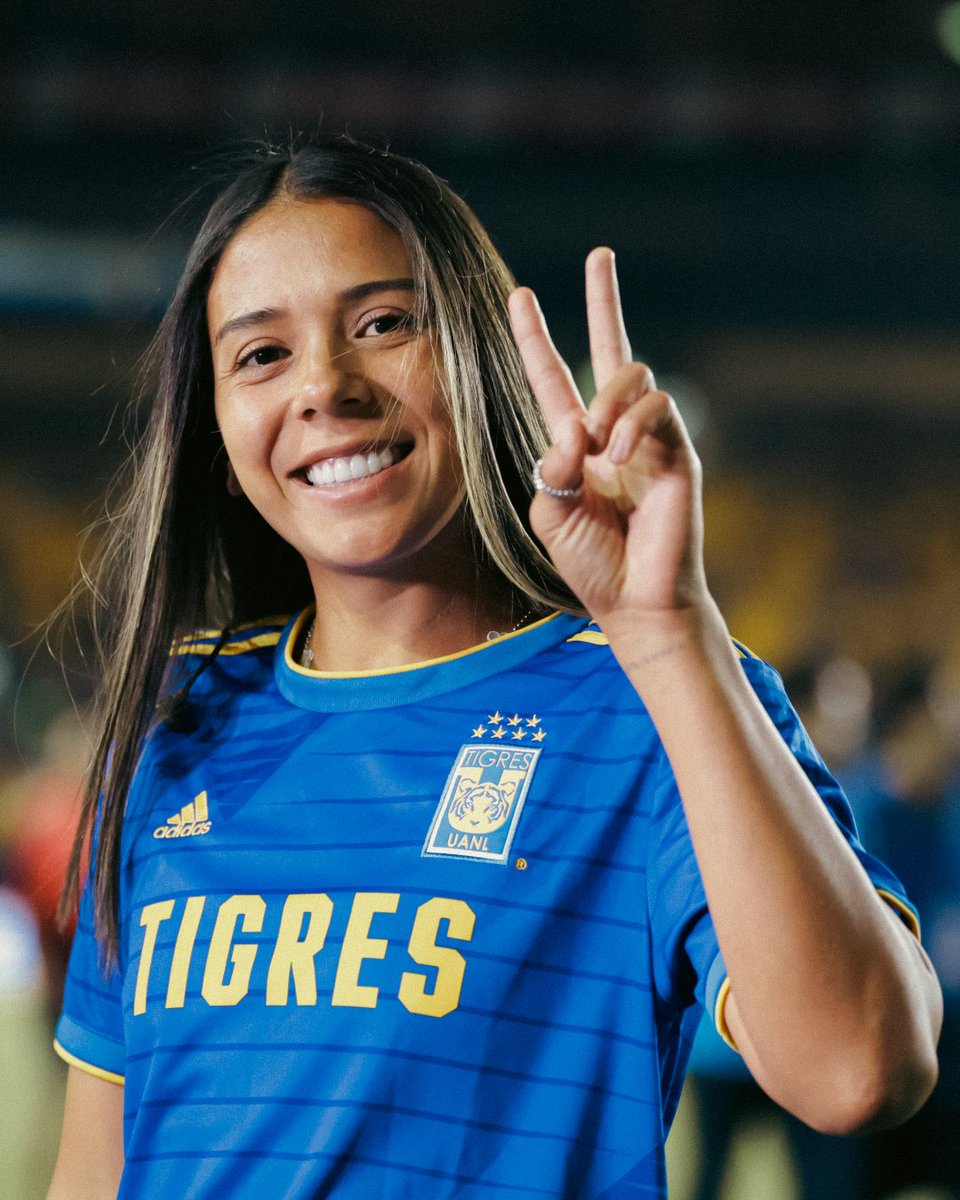 ¿Miren quién anda por acá? Bienvenida al Universitario <a href="/Maria17_7/">Maria Sanchez</a>. 🤩