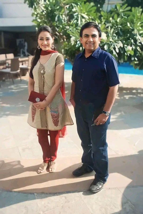 ये कोन है