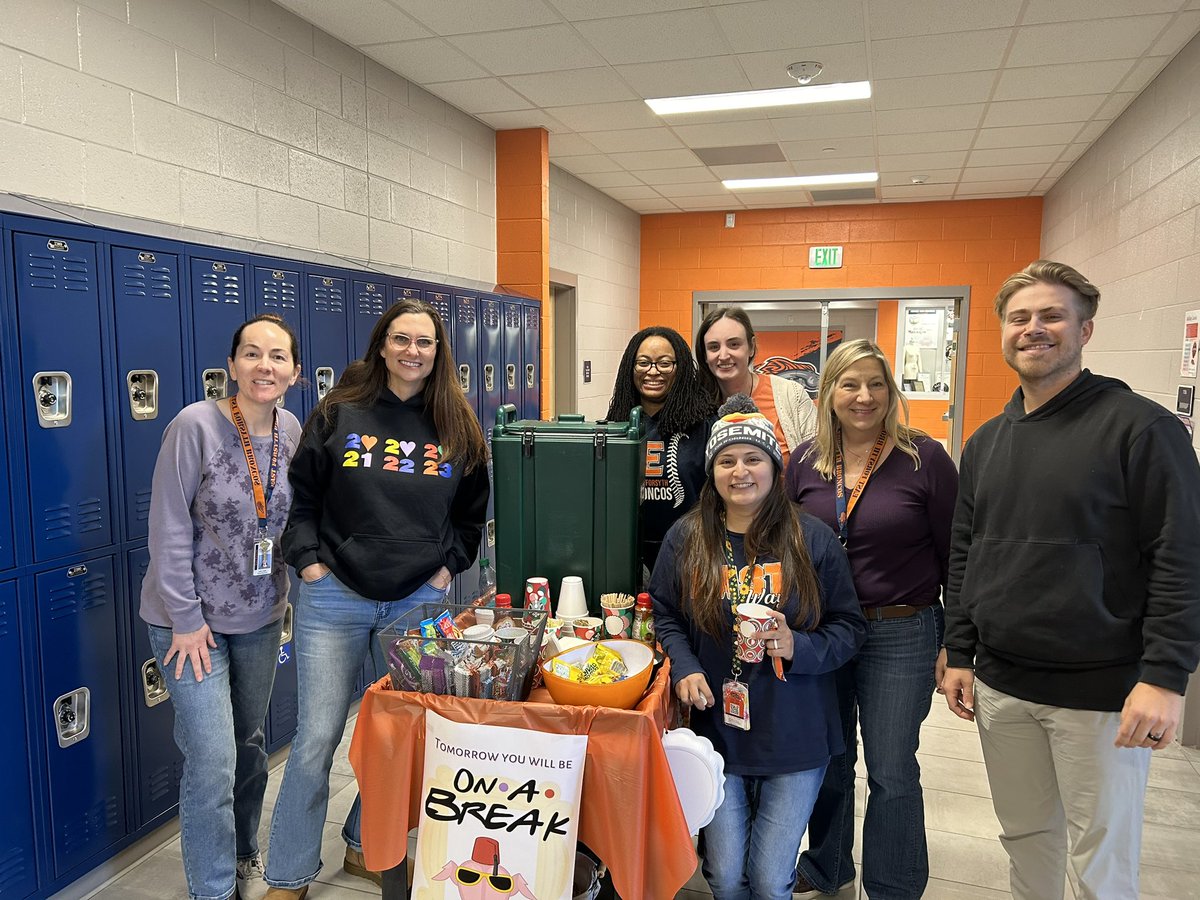 What a way to end a great week @ EFHS!  Treat Trolley,  Happy Thanksgiving to all!
<a href="/EastForsythHS/">East Forsyth HS</a> 
#theeastway