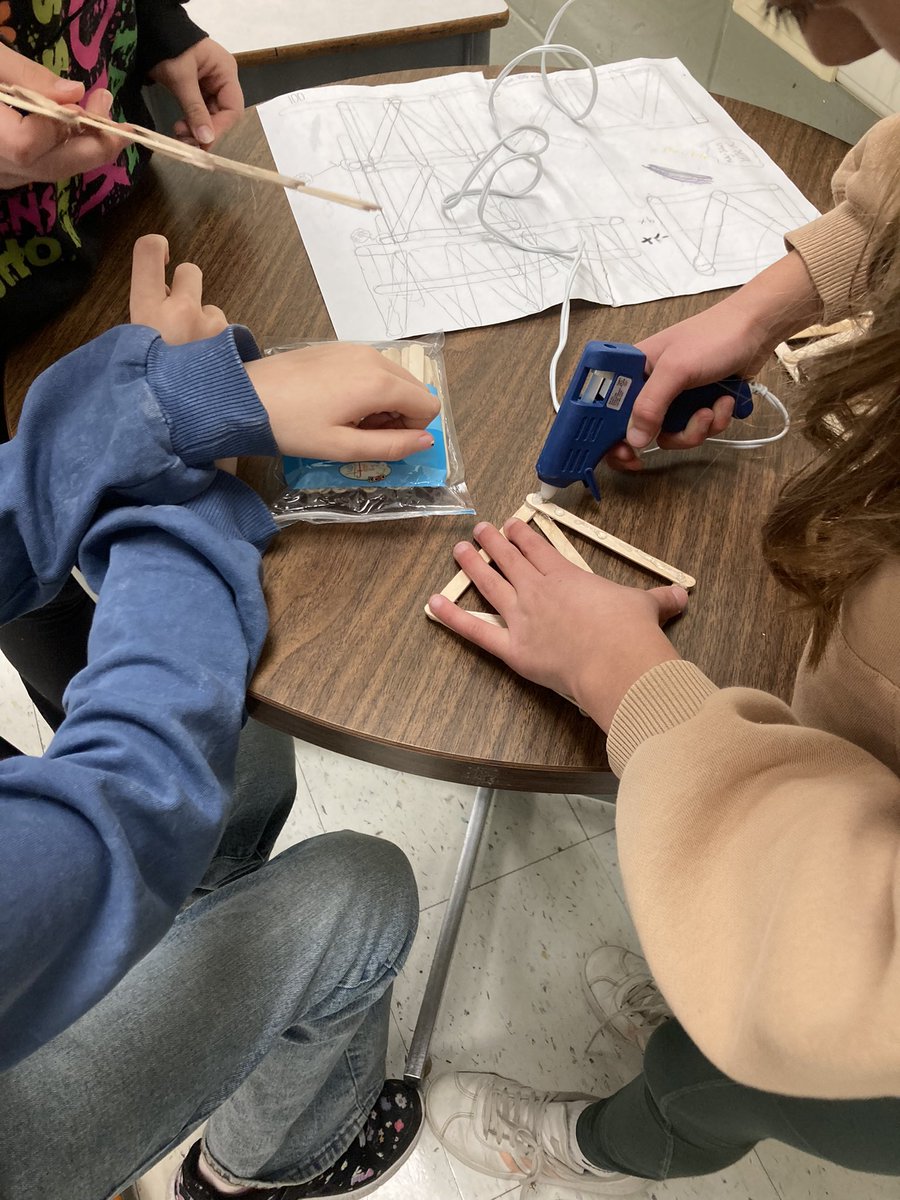 Calum MacKenzie (@mrmackenzie5) on Twitter photo I love hands on STEM activities and so it seems the same with the kiddos in Room229 <a href="/StGeorgeOCSB/">St. George School</a>. Classic bridge building with limited materials. Getting close to testing time! I love hands on STEM activities and so it seems the same with the kiddos in Room229 <a href="/StGeorgeOCSB/">St. George School</a>. Classic bridge building with limited materials. Getting close to testing time!