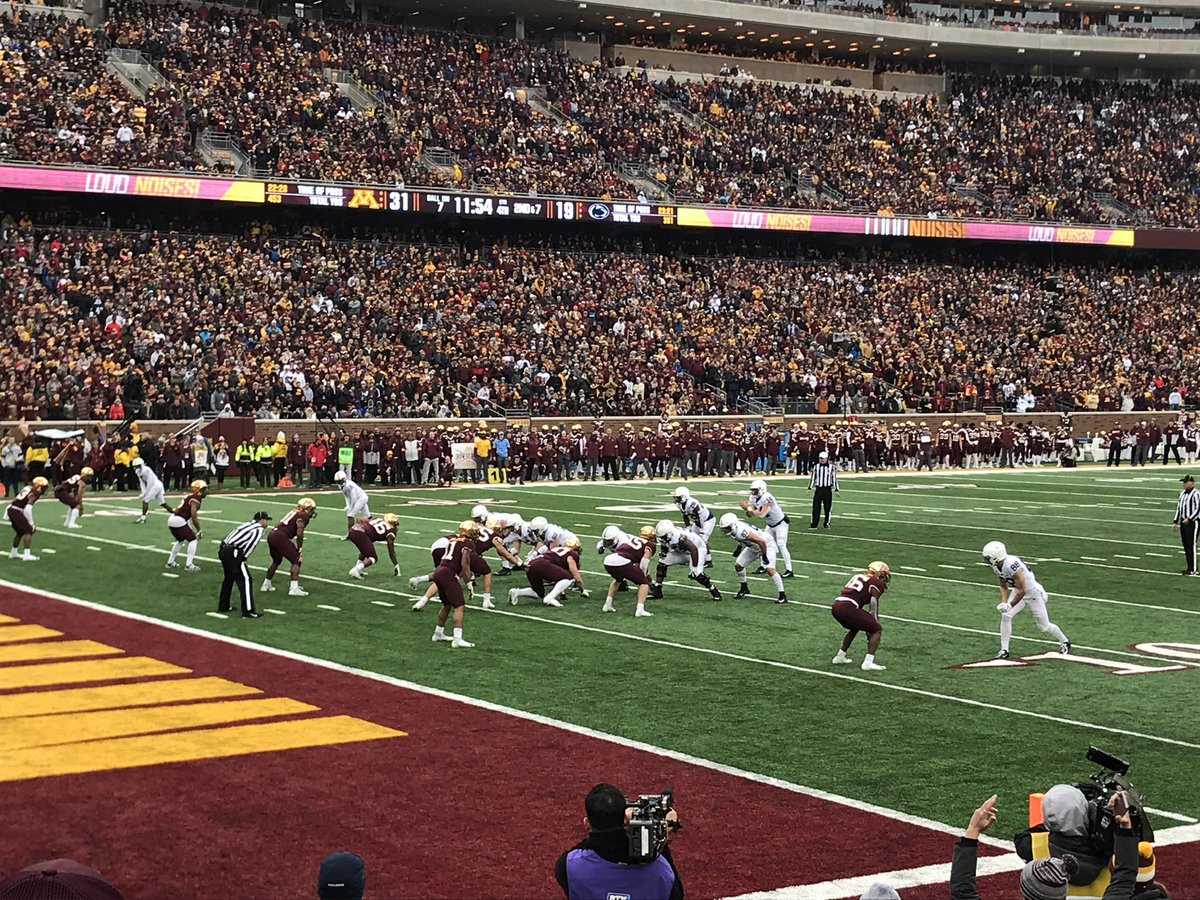 MattHigg51's tweet photo. Gearing up for tomorrow and reminiscing about the last time No. 4 Penn State visited The Bank. 

#RowTheBoat #SkiUMah #GoGophers https://t.co/uiDaY0k4iR