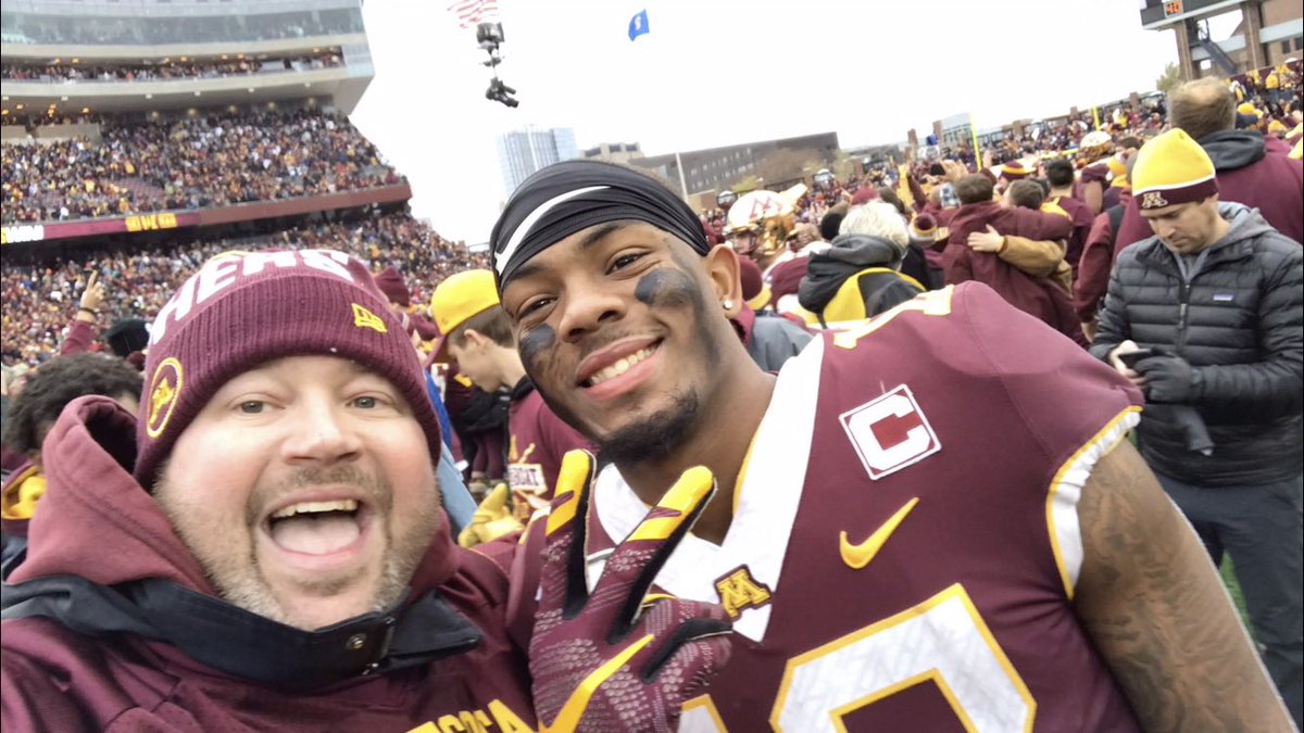 MattHigg51's tweet photo. Gearing up for tomorrow and reminiscing about the last time No. 4 Penn State visited The Bank. 

#RowTheBoat #SkiUMah #GoGophers https://t.co/uiDaY0k4iR