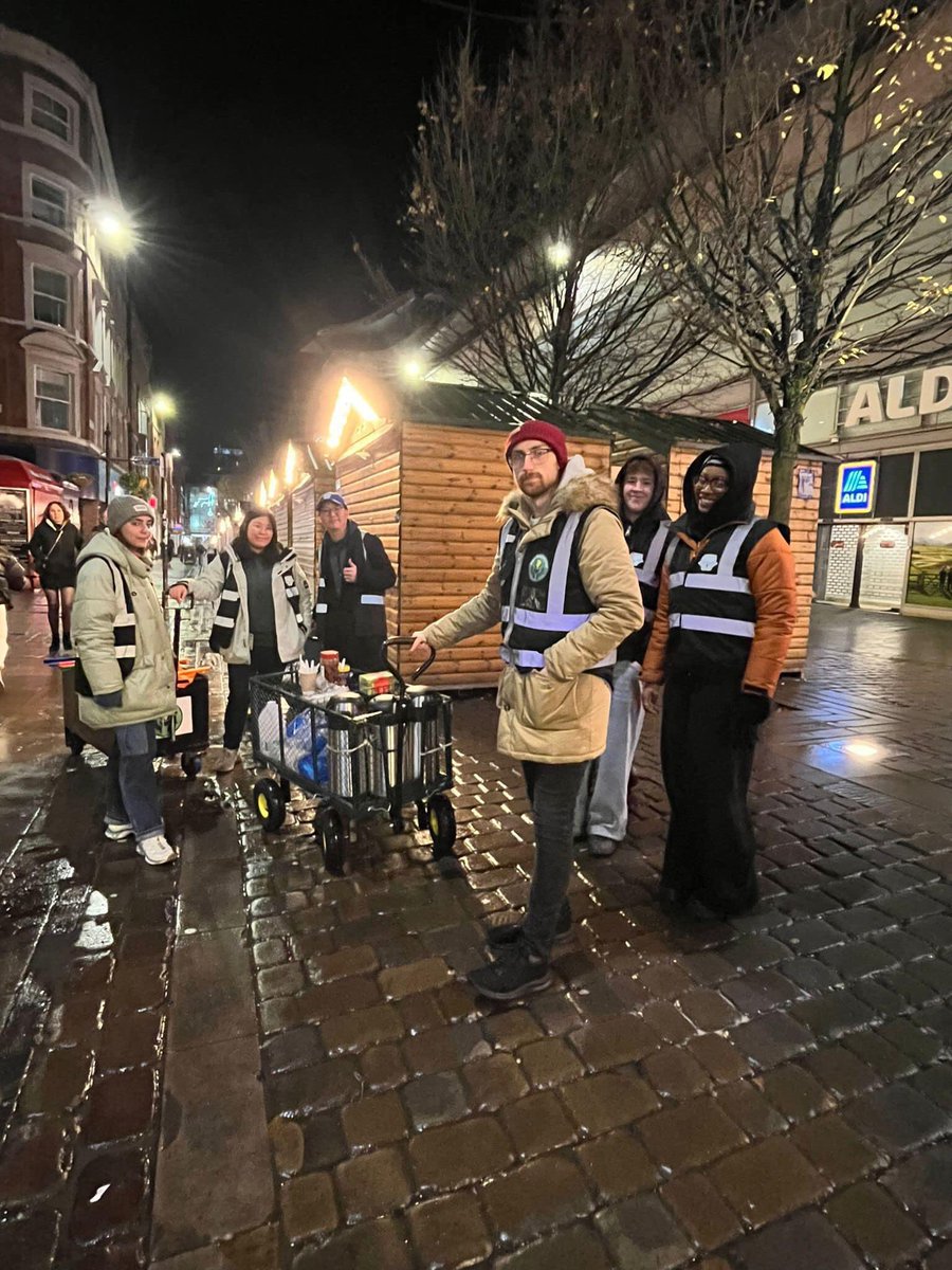 It was a busy old night for our team of volunteers and they gave out approx 40 portions of hot food, 60 sandwich packs, hot drinks, a bunch of juice packs plus a few scrummy sandwiches from Fat Pats.

A couple of sleeping bags were given out as well