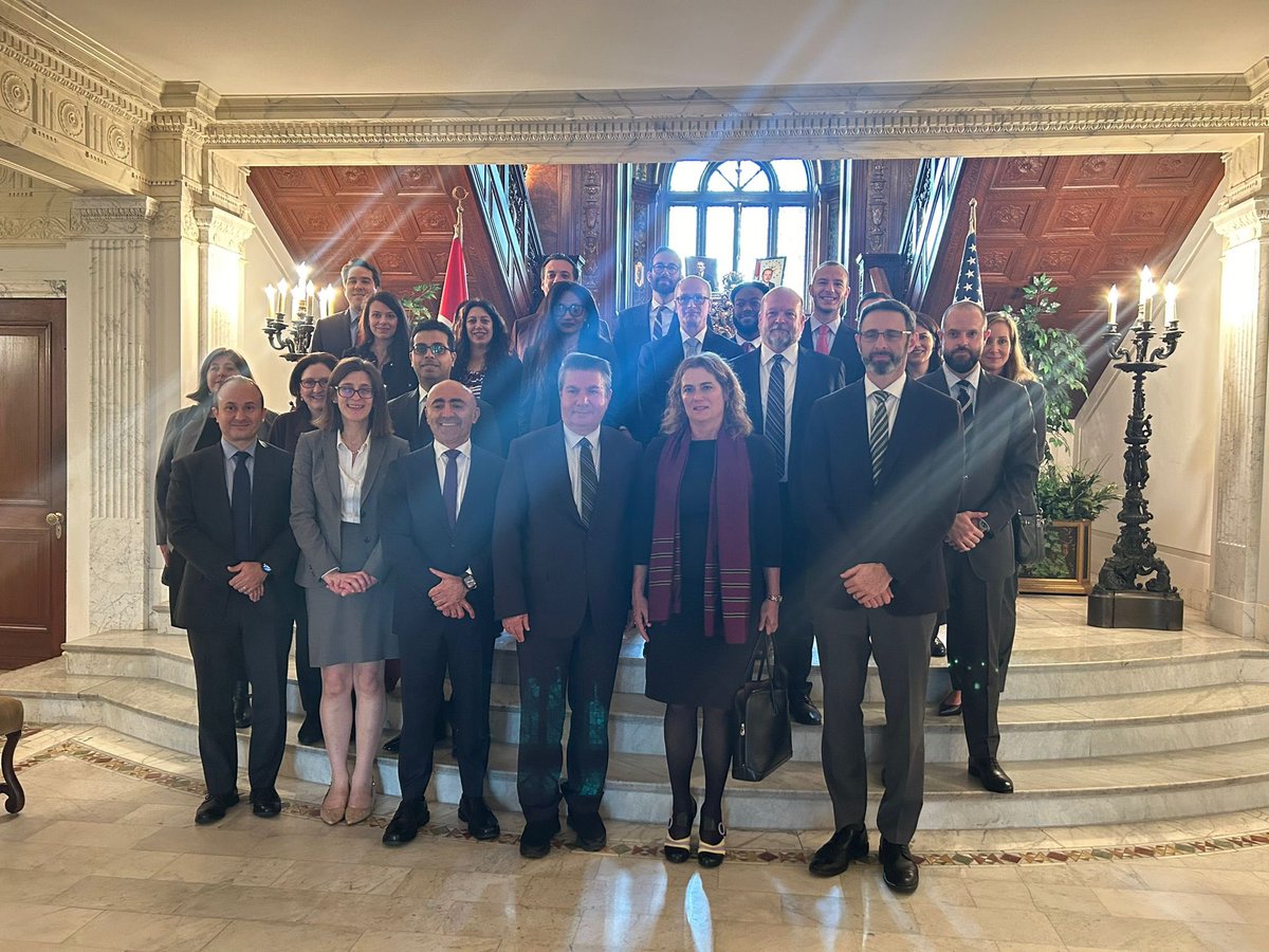 TC_VasingtonBE's tweet image. Ambassador Sedat Önal welcomed U.S. diplomats who will be posted to Türkiye. The meeting focused on the current opportunities and challenges in Turkish-American relations, as well as potential avenues for cooperation.