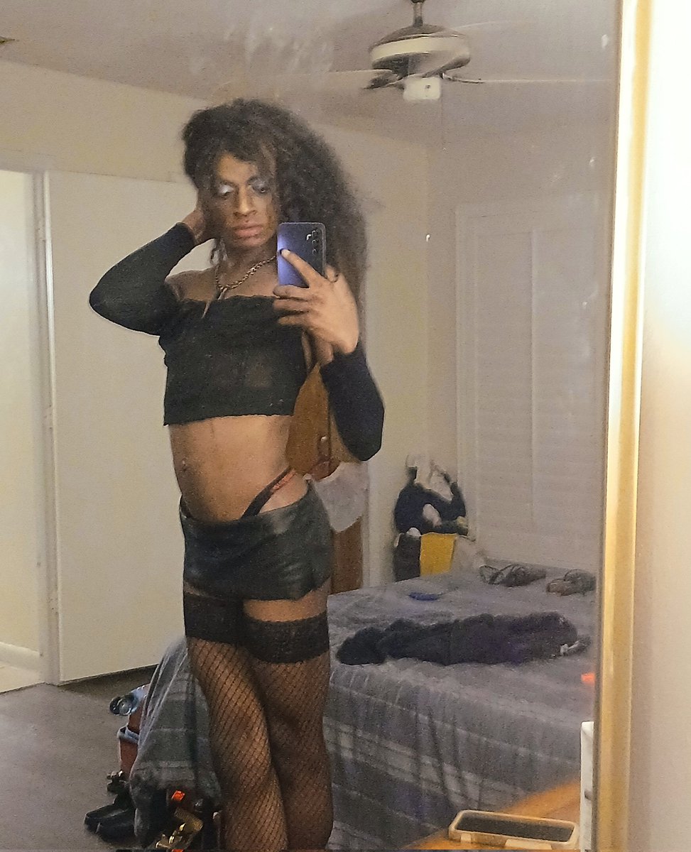thisisstuntress's tweet photo. THEE AMAZON PRINCESS 💫💫✨️✨️💋 https://t.co/G0Q8RF37g8