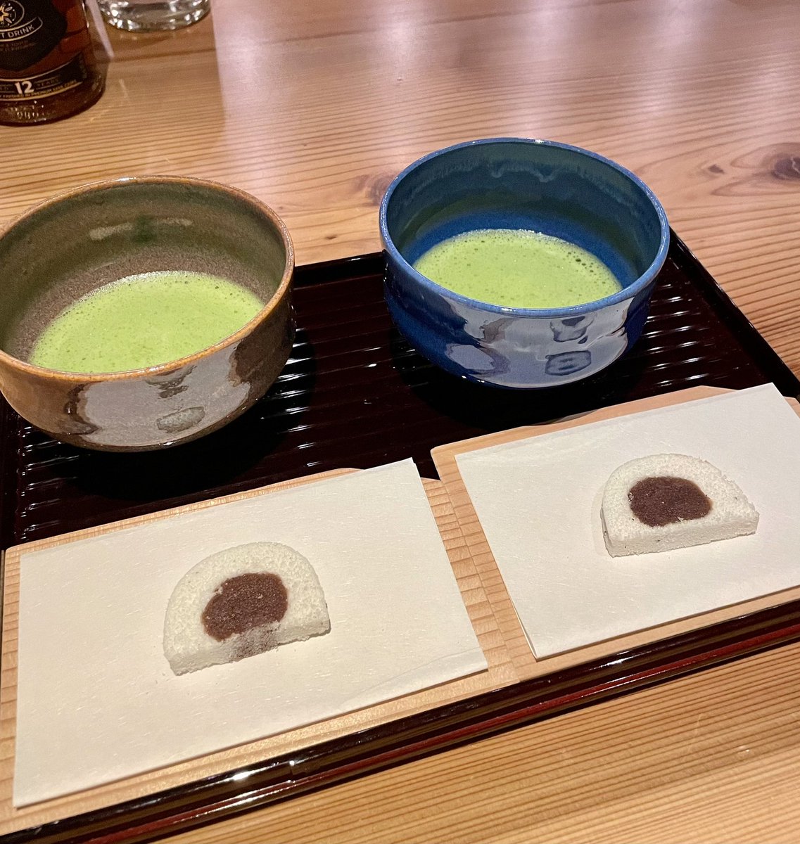ClasseSuperior's tweet photo. 金春流シテ方　山井綱雄さんの復活、とても嬉しく感動します。
『融』水戯庵にて。お干菓子は演目にちなんで仙台銘菓『しほがま』にいたしました。
私の着物コーデは帯を月にして演目に寄り添いました。　#能楽 #塩釜神社 #源融 #光源氏 https://t.co/Rl5PsvXKUa