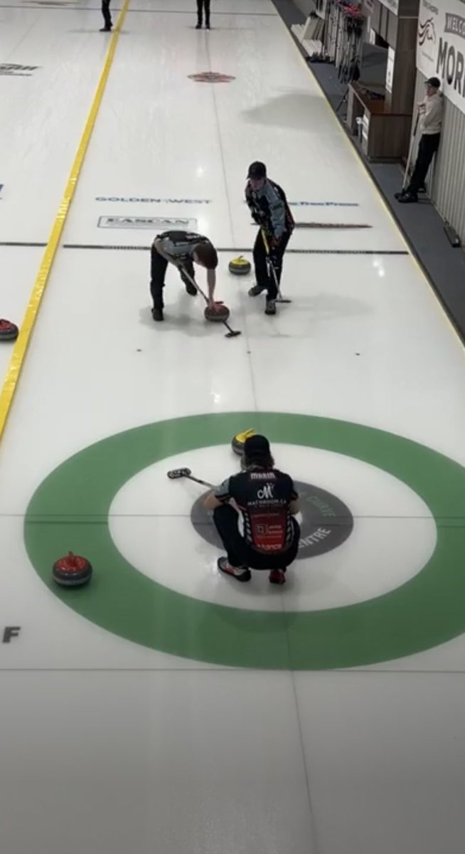 With a 6-5 win over Team Calvert we are now in the “A” qualifier at the Dekalb Superspiel! We now play Team Morozumi at 8:30 Am.