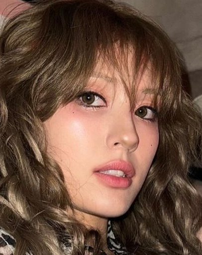 slayjeonsomi's tweet photo. JEON SOMI FACE CARD?????????!!!!!!! https://t.co/XUCCZeStGT
