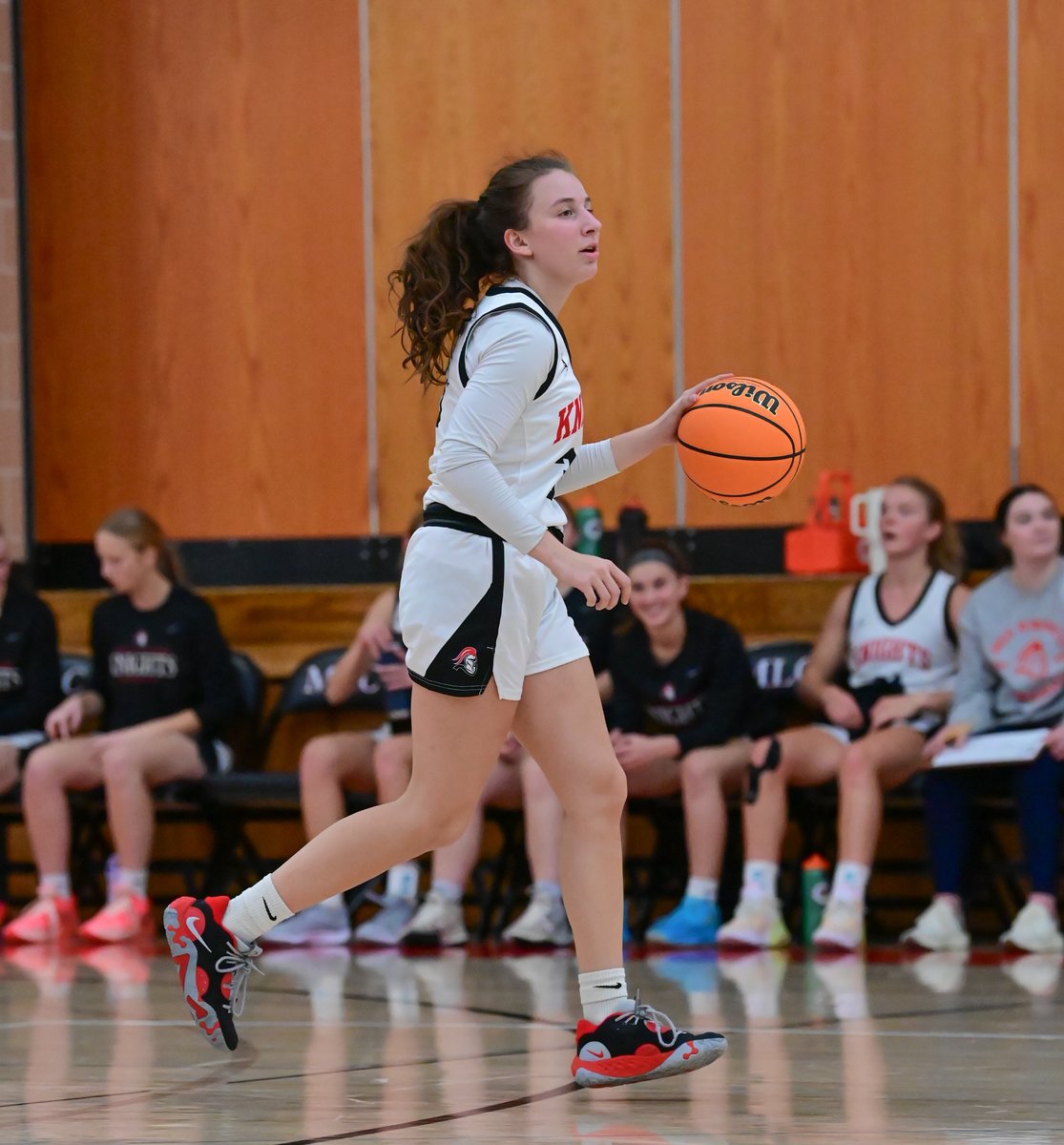 Knights Lock Down Mount Mary in 89-42 Victory

mlcknights.com/news/2024/11/2…
