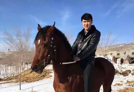 Spring02060527's tweet photo. #MemetjanAbdulla (买买提江·阿布都拉)，原中央人民广播电台维语部播音员、维语彩丽肯网主持人
2009年因广东韶关6•26事件后接受境外记者采访，一些汉语敏感文章翻译成维语，发表维语网站彩丽肯网，被逮捕
2010年4月1日被以"分裂国家、泄露国家秘密和组织非法示威罪"判处无期徒刑 #良心犯 #一人一推 https://t.co/qwZEJfPiV6