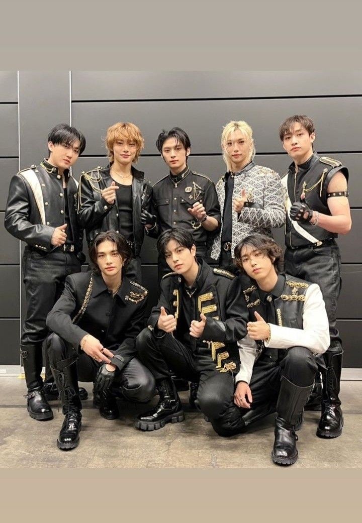 J_one_ny's tweet photo. 🧵 Hilo necesario del por que @Stray_Kids debe venir a Costa Rica. Las STAY's de Costa Rica estamos listas para recibirlos con todo el amor y la energía de este hermoso país. ¡Queremos verlos en vivo! 🇨🇷❤
#StrayKidsEnCostaRica https://t.co/AtRa6glLQT