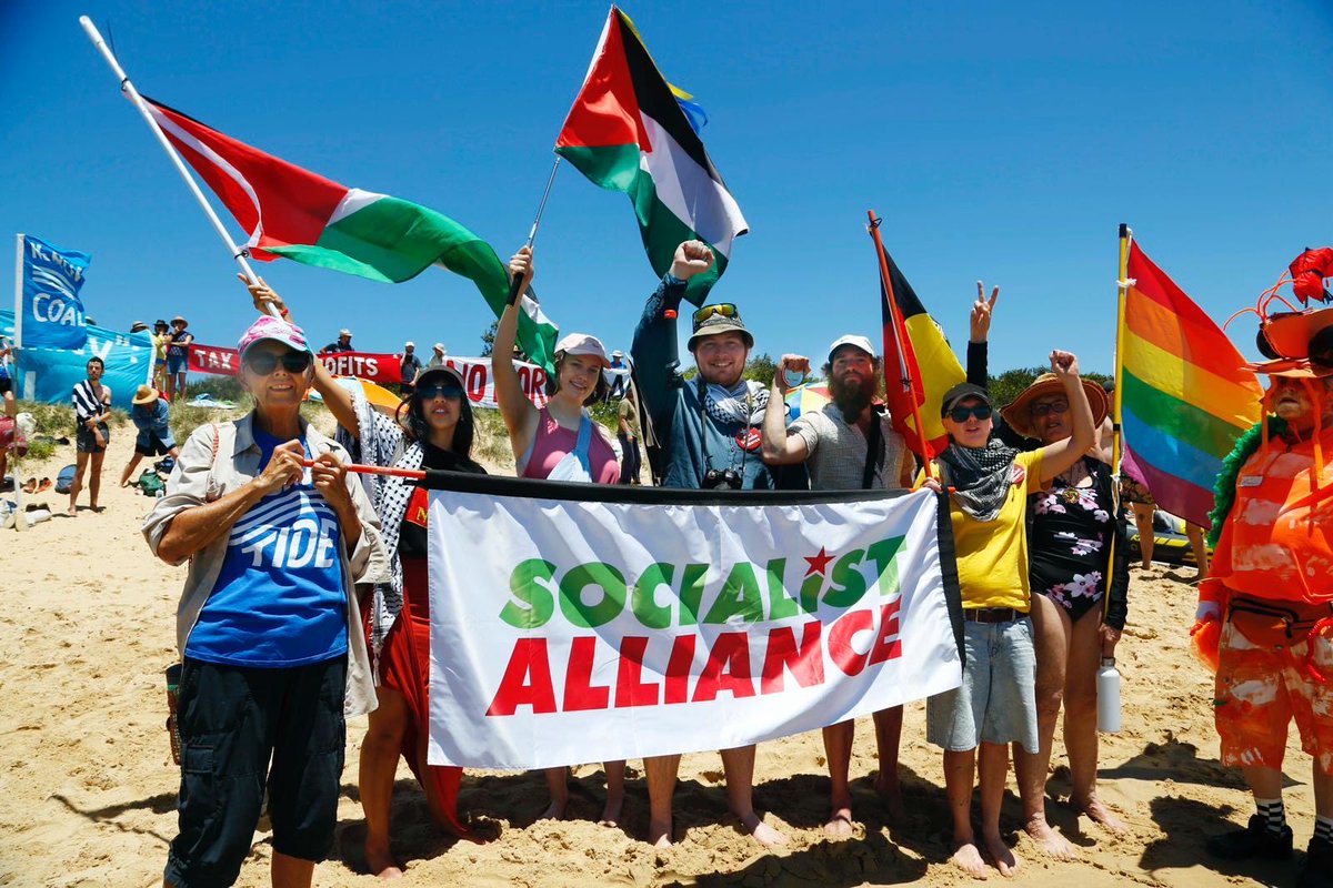 Socialist Alliance is proud to be part of the #RisingTide 2024 #PeoplesBlockade of the world’s biggest coal port in Muloobinba/Newcastle