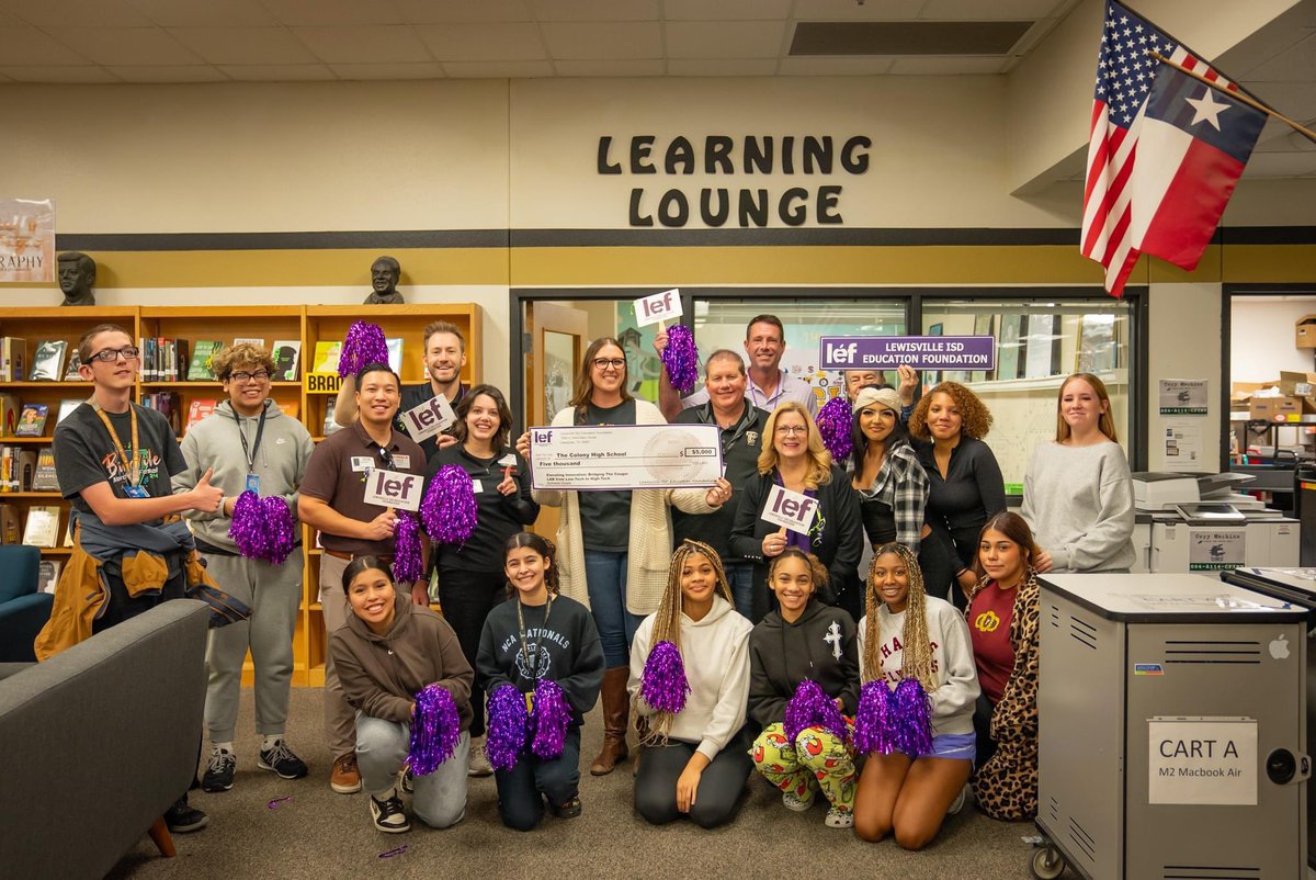 Kimberly Broomhall, MLS (@mrs_broomhall) on Twitter photo Y’all!! I’m SO excited to upgrade our <a href="/LibraryTCHS/">The Colony High School Library📚</a> makerspace with a 3D printer, <a href="/Sphero/">Sphero</a> robots & engineering kit! Endless thank-yous to <a href="/LEFforLISD/">LEF</a> & <a href="/SCHEELS/">SCHEELS</a> for choosing to invest in our library and school community! We can’t wait to start creating! #LEFGrants <a href="/TheColonyHS/">The Colony HS</a> Y’all!! I’m SO excited to upgrade our <a href="/LibraryTCHS/">The Colony High School Library📚</a> makerspace with a 3D printer, <a href="/Sphero/">Sphero</a> robots & engineering kit! Endless thank-yous to <a href="/LEFforLISD/">LEF</a> & <a href="/SCHEELS/">SCHEELS</a> for choosing to invest in our library and school community! We can’t wait to start creating! #LEFGrants <a href="/TheColonyHS/">The Colony HS</a>