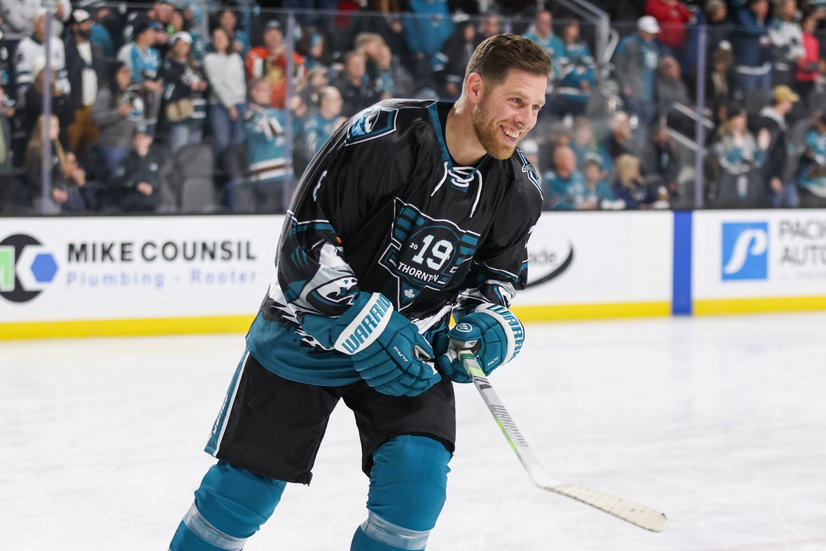 SanJoseSharks's tweet photo. We got the band back together. 🥹

#19ForeverTeal x #GreatestOfAllTeal https://t.co/4iz7nnvlps